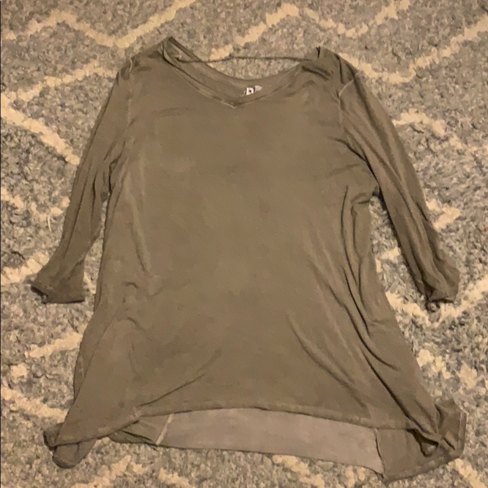 Cable and gauge green top